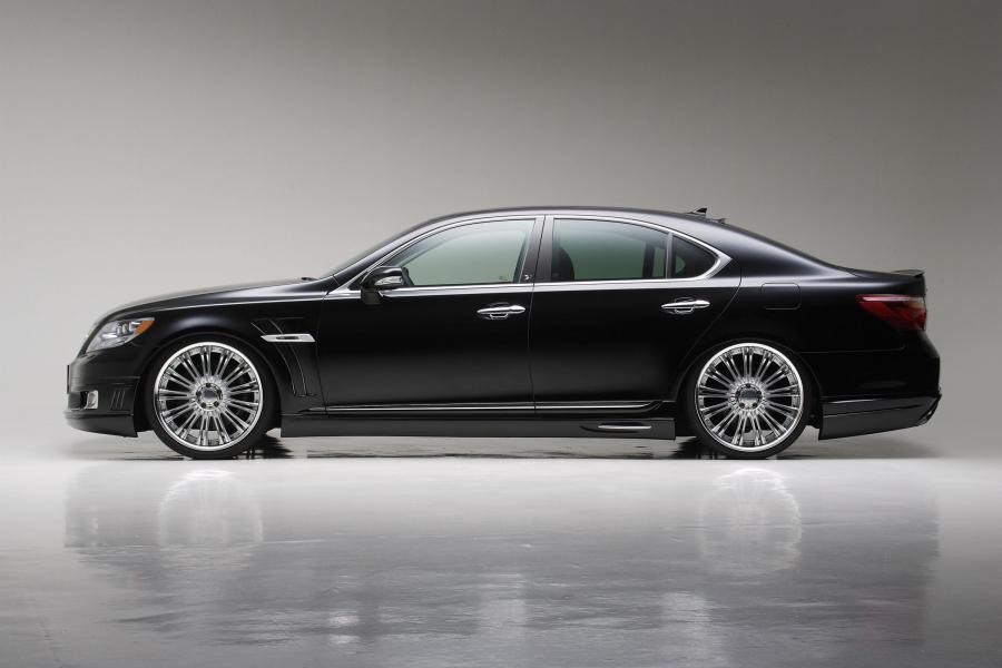  Lexus LS600h Executive Line by Wald 2010 года  (фото 49 из 81)